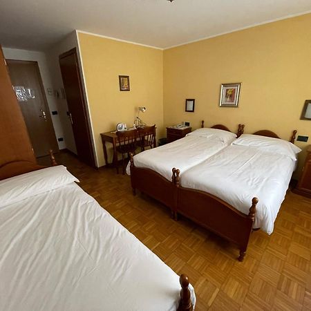Albergo Nuoitas Forni di Sopra Exteriör bild